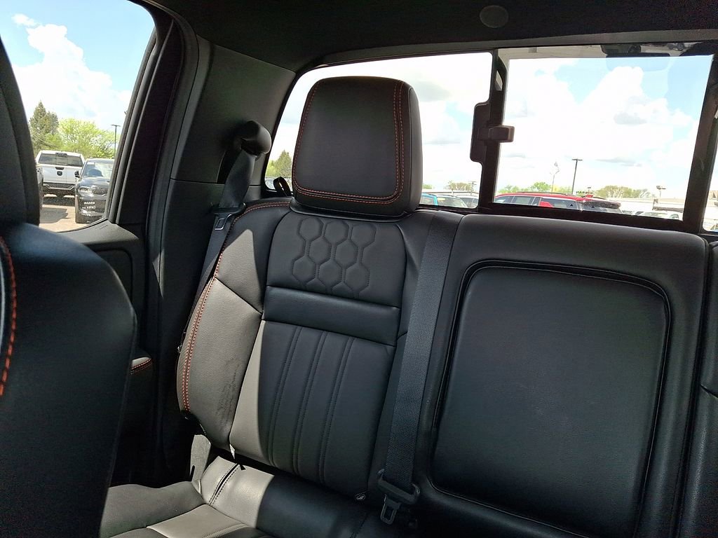 Used 2024 Nissan Frontier PRO-4X w/ Pro Premium Package AWD/4WD image 19