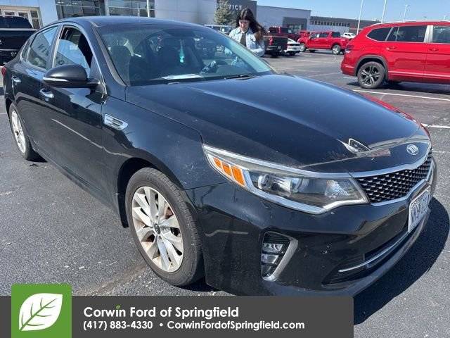 Used 2018 Kia Optima S image 3
