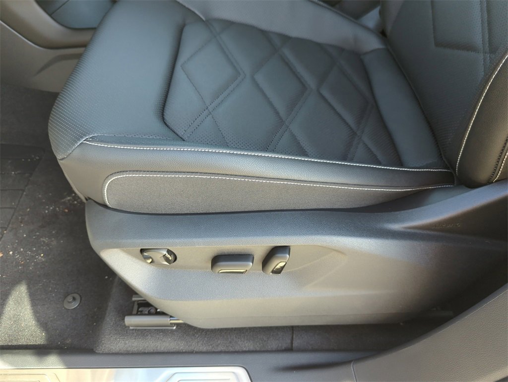 New 2026 Volkswagen Atlas SE image 30