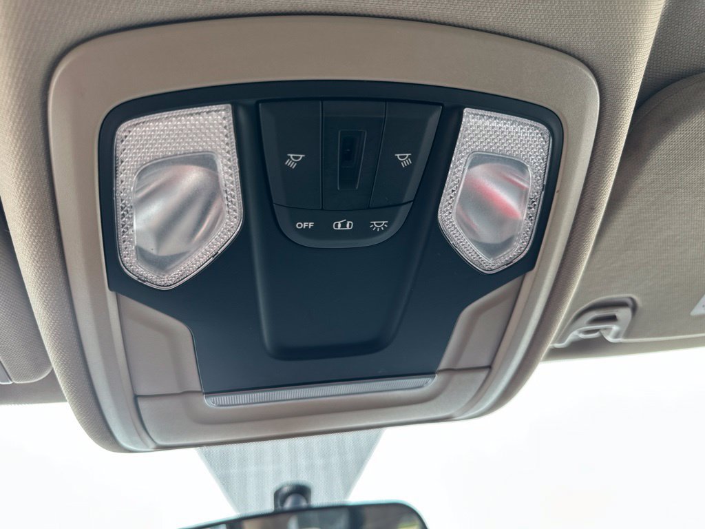 Used 2020 RAM 1500 Big Horn AWD/4WD image 40