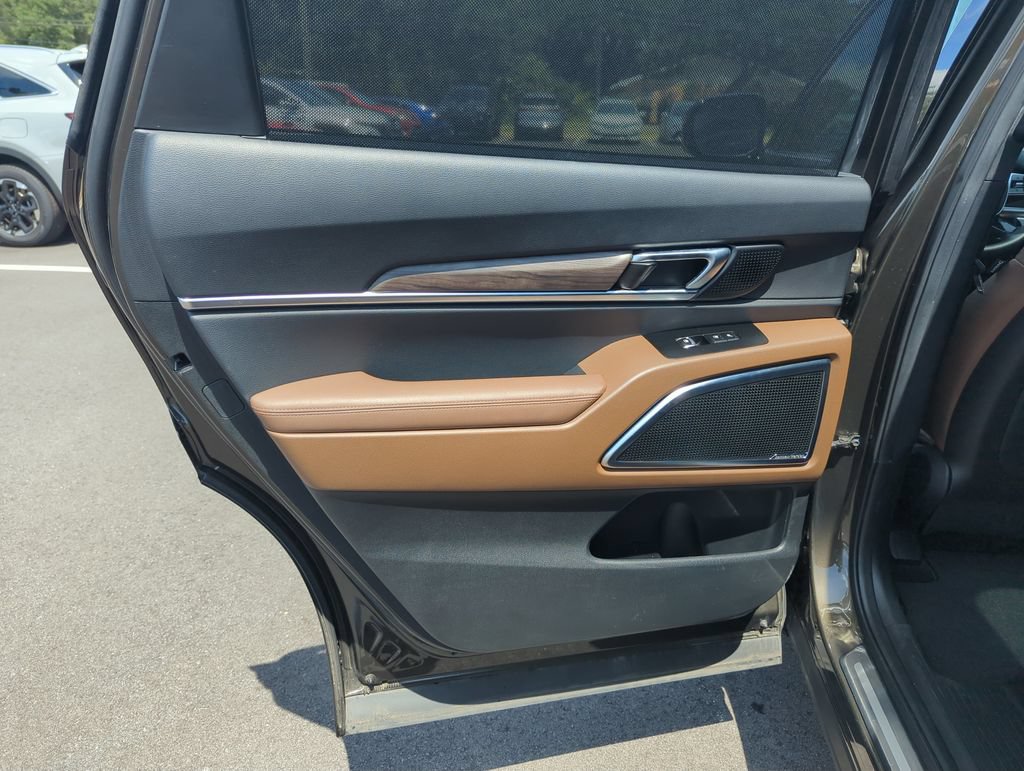 Used 2022 Kia Telluride SX w/ SX Prestige Package AWD/4WD image 29