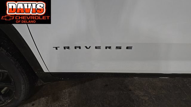 New 2026 Chevrolet Traverse RS w/ LPO, Floor Liner Package AWD/4WD image 4