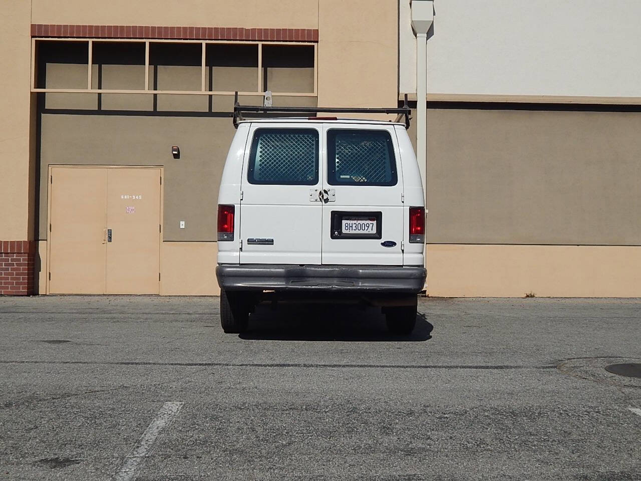 Used 2007 Ford E-250 and Econoline 250 RWD image 6