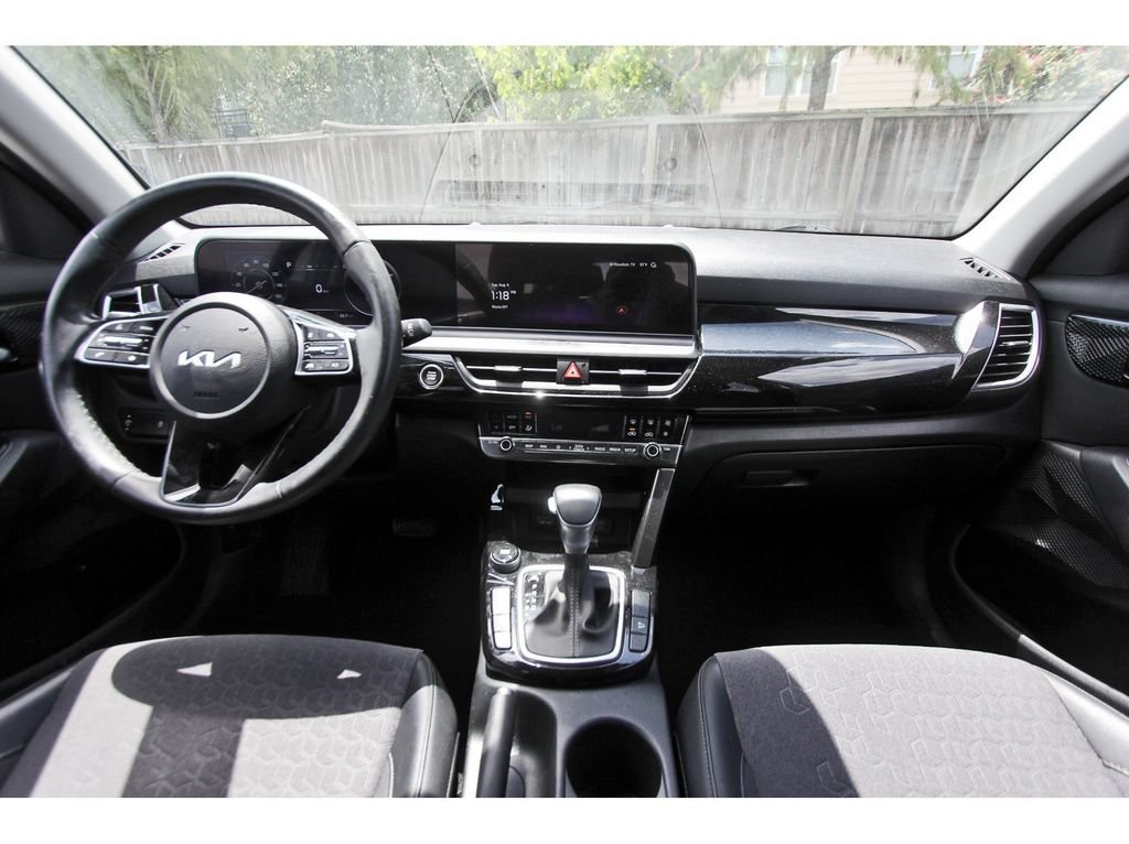 Used 2024 Kia Seltos S FWD image 10