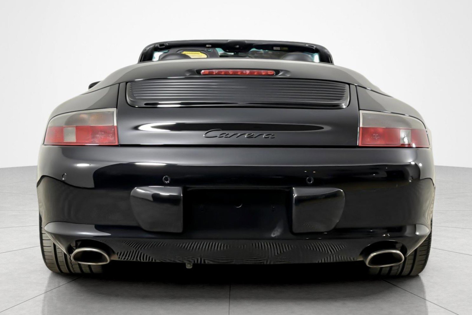 Used 2004 Porsche 911 Carrera RWD image 4