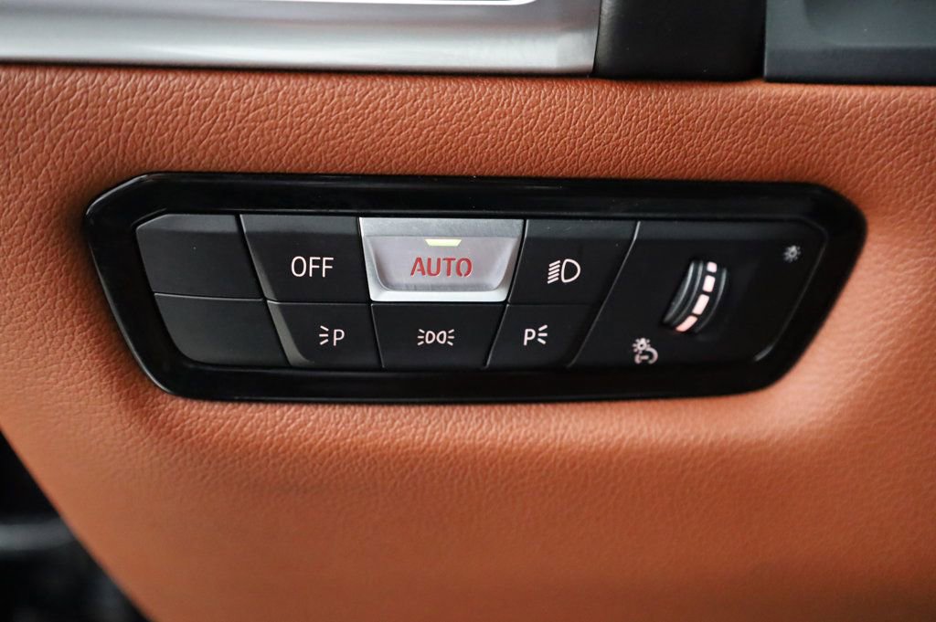 Used 2019 BMW M850i xDrive Convertible image 35