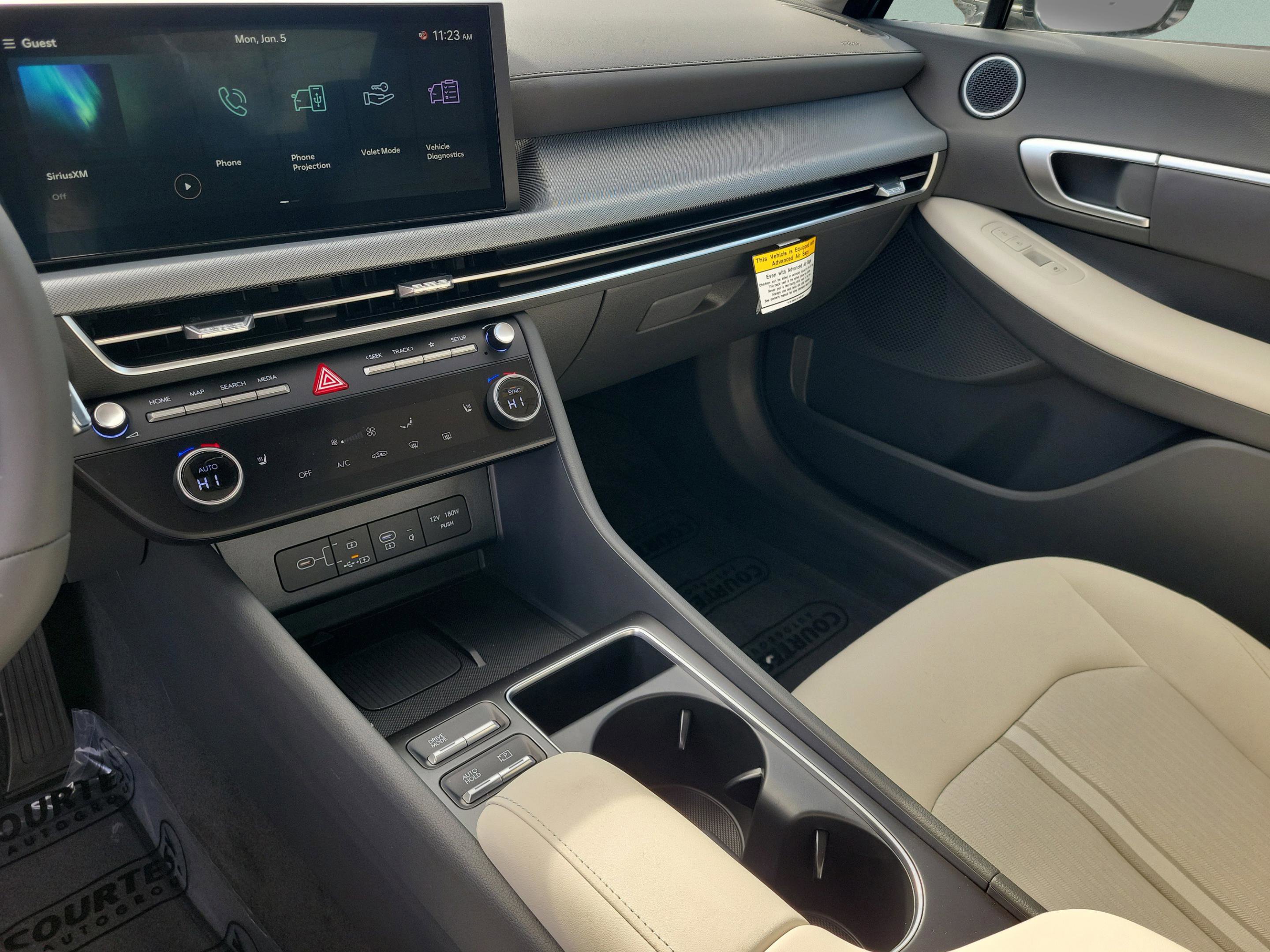 New 2026 Hyundai Sonata SEL FWD image 7