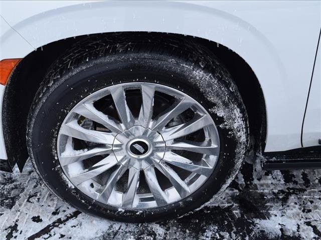 Used 2022 Cadillac Escalade Premium Luxury w/ Touring Package image 43