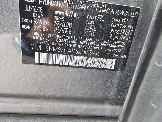 Used 2019 Hyundai Santa Fe Limited image 2