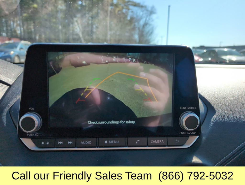 Used 2024 Nissan Sentra SV FWD image 21