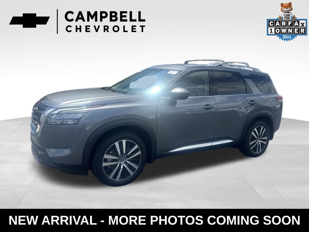 Used 2025 Nissan Pathfinder Platinum