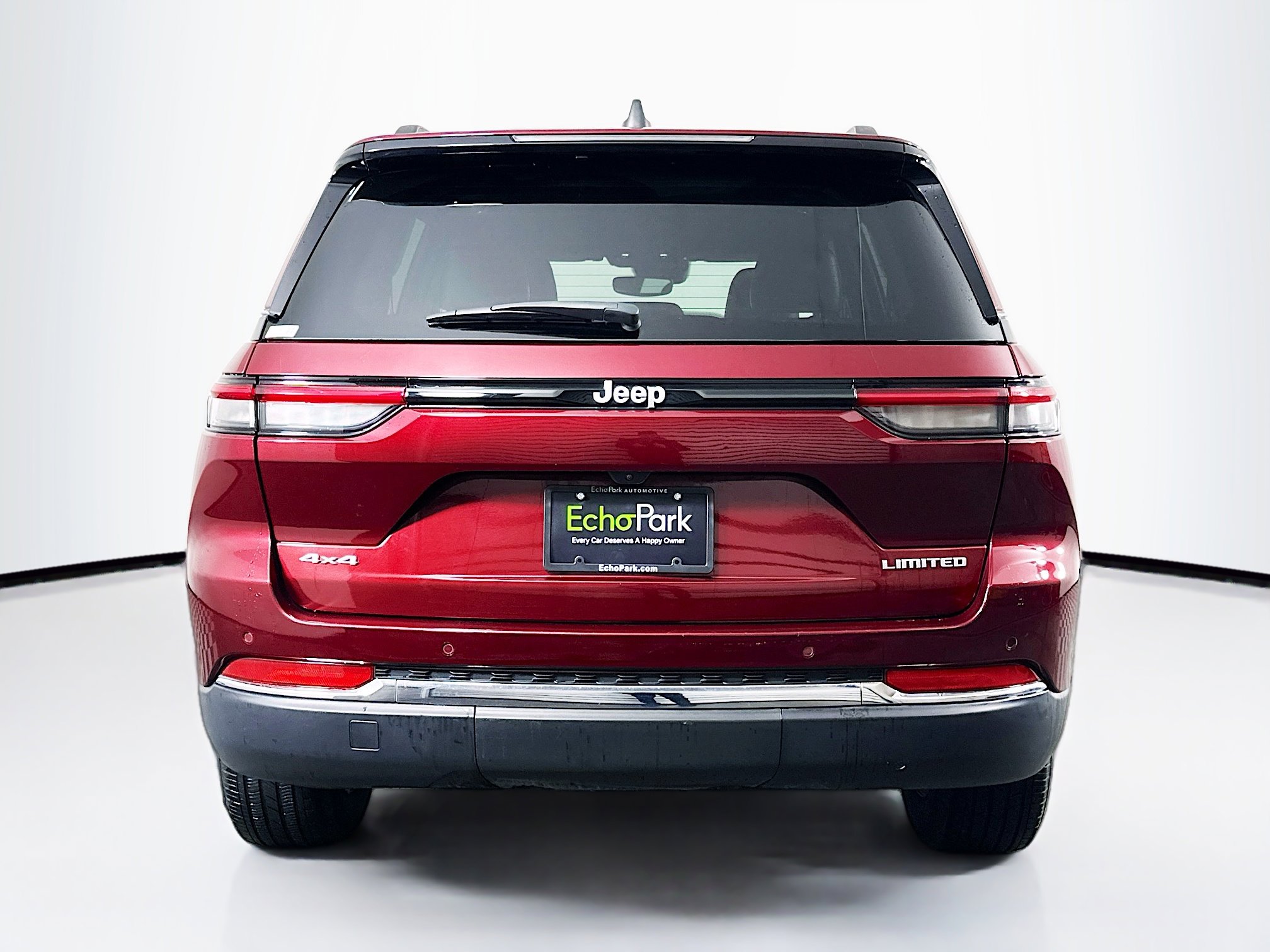 Used 2024 Jeep Grand Cherokee Limited image 7