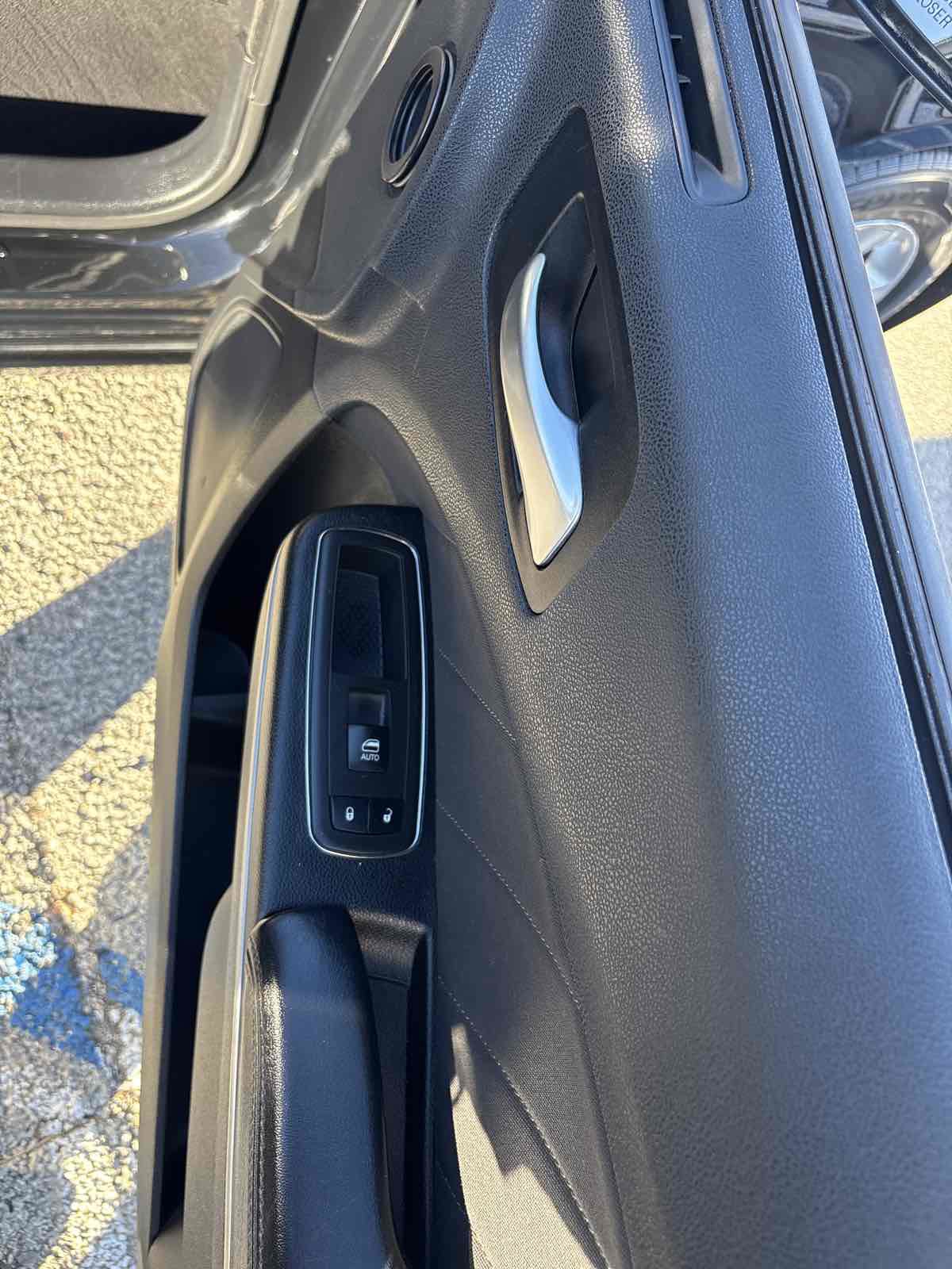 Used 2019 Dodge Charger SXT image 20