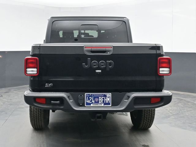Used 2022 Jeep Gladiator Sport image 12