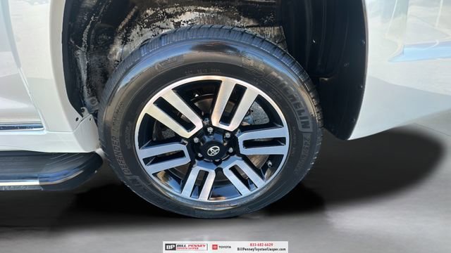 Used 2018 Toyota 4Runner Limited image 19