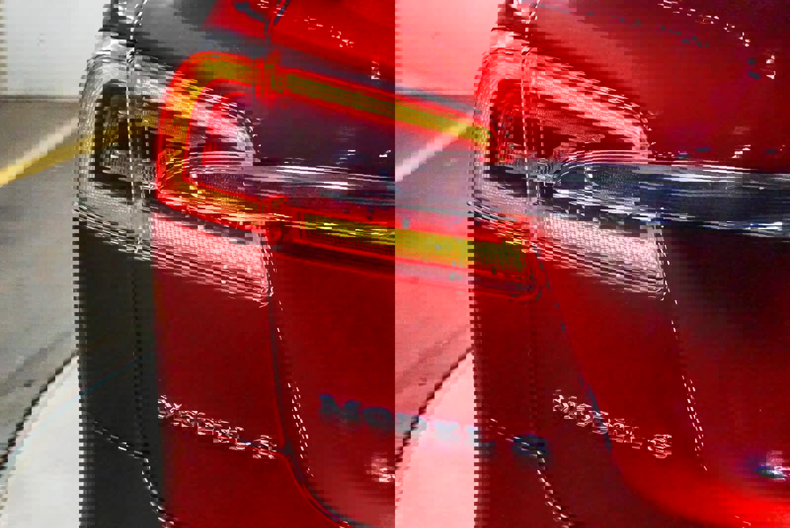 Used 2016 Tesla Model S 90D image 11