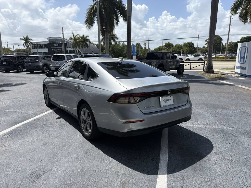 Certified 2023 Honda Accord EX image 6