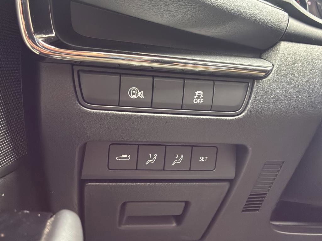 Used 2025 MAZDA MAZDA3 s FWD image 36