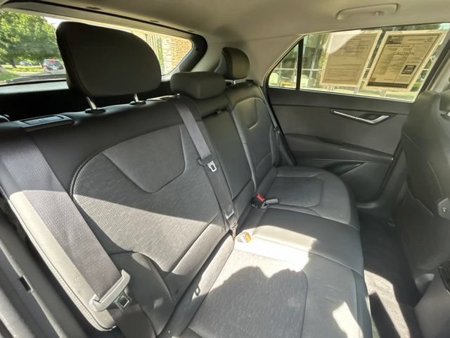 Used 2023 Kia Niro Wave FWD image 33