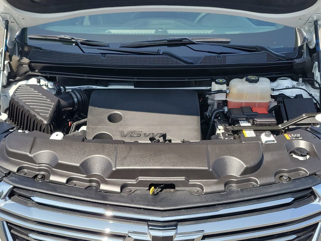 Used 2023 Chevrolet Traverse LT image 24