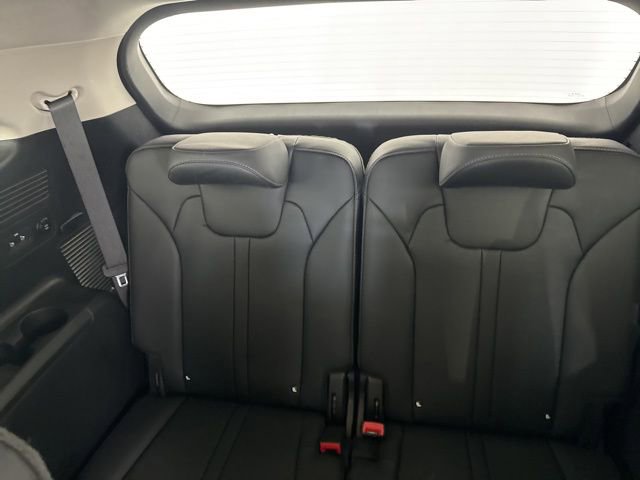 Certified 2025 Kia Sorento EX image 27