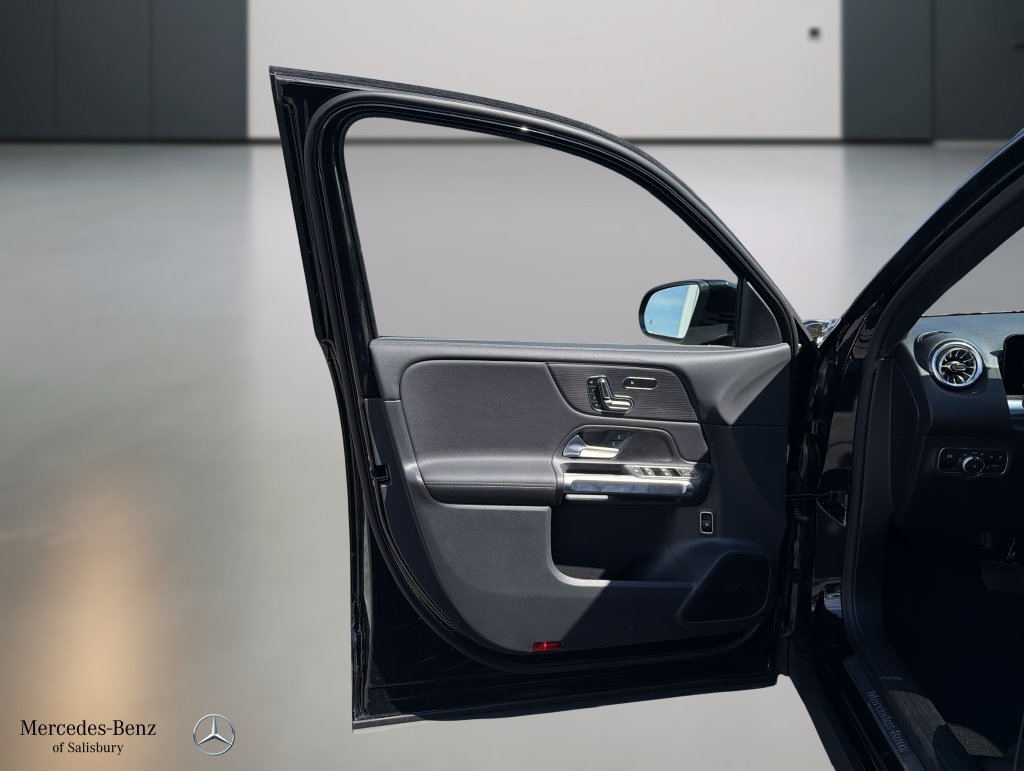 New 2026 Mercedes-Benz GLB 250 4MATIC image 13