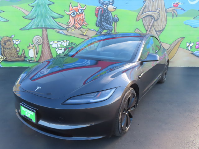 Used 2024 Tesla Model 3 Standard Range RWD image 3