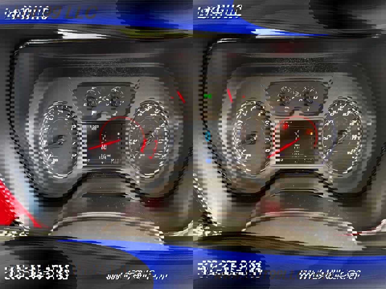 Used 2017 Chevrolet Camaro LT w/ RS Package RWD image 9