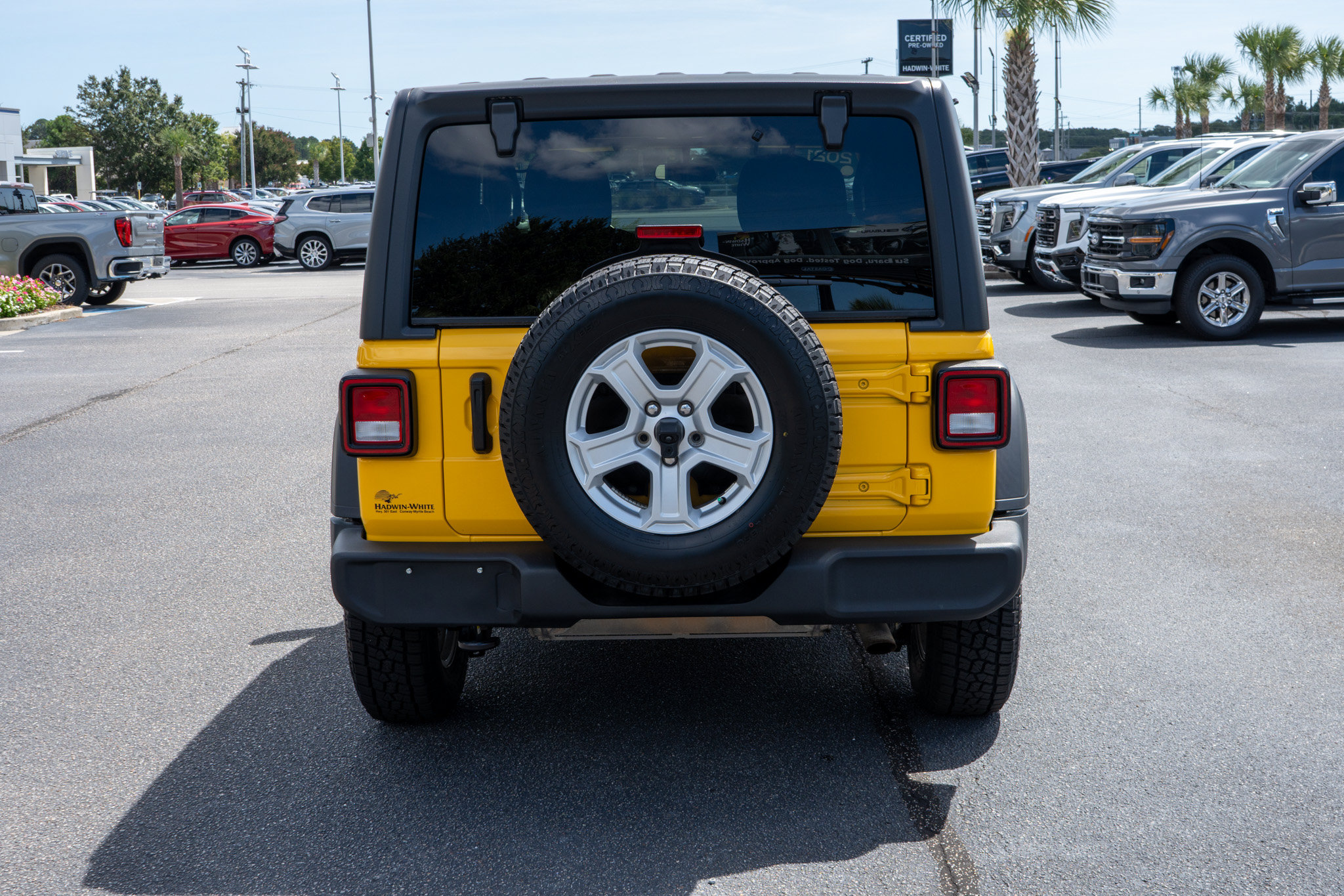 Used 2021 Jeep Wrangler Sport AWD/4WD image 4