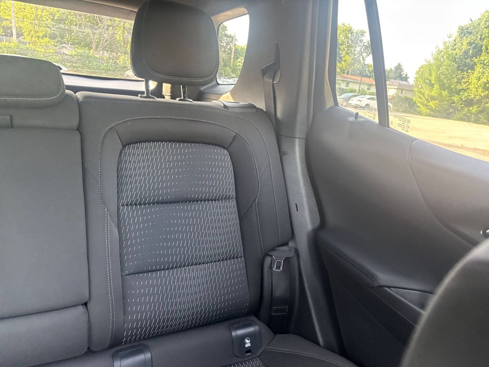 Used 2025 Chevrolet Equinox LT FWD image 36