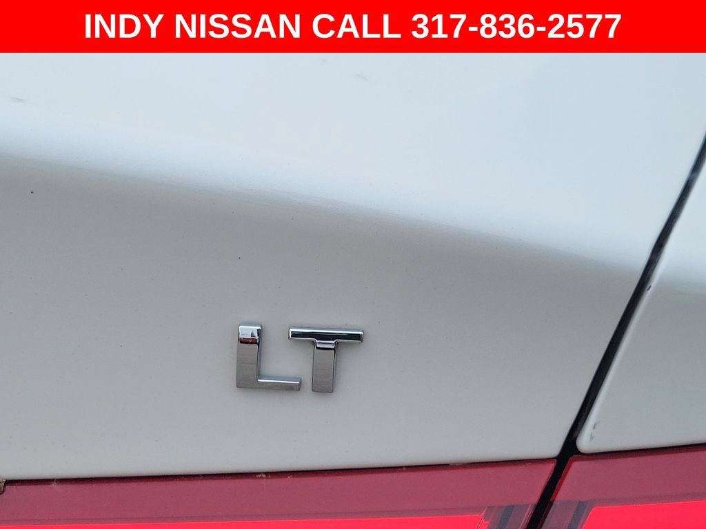 Used 2016 Chevrolet Malibu LT FWD image 5