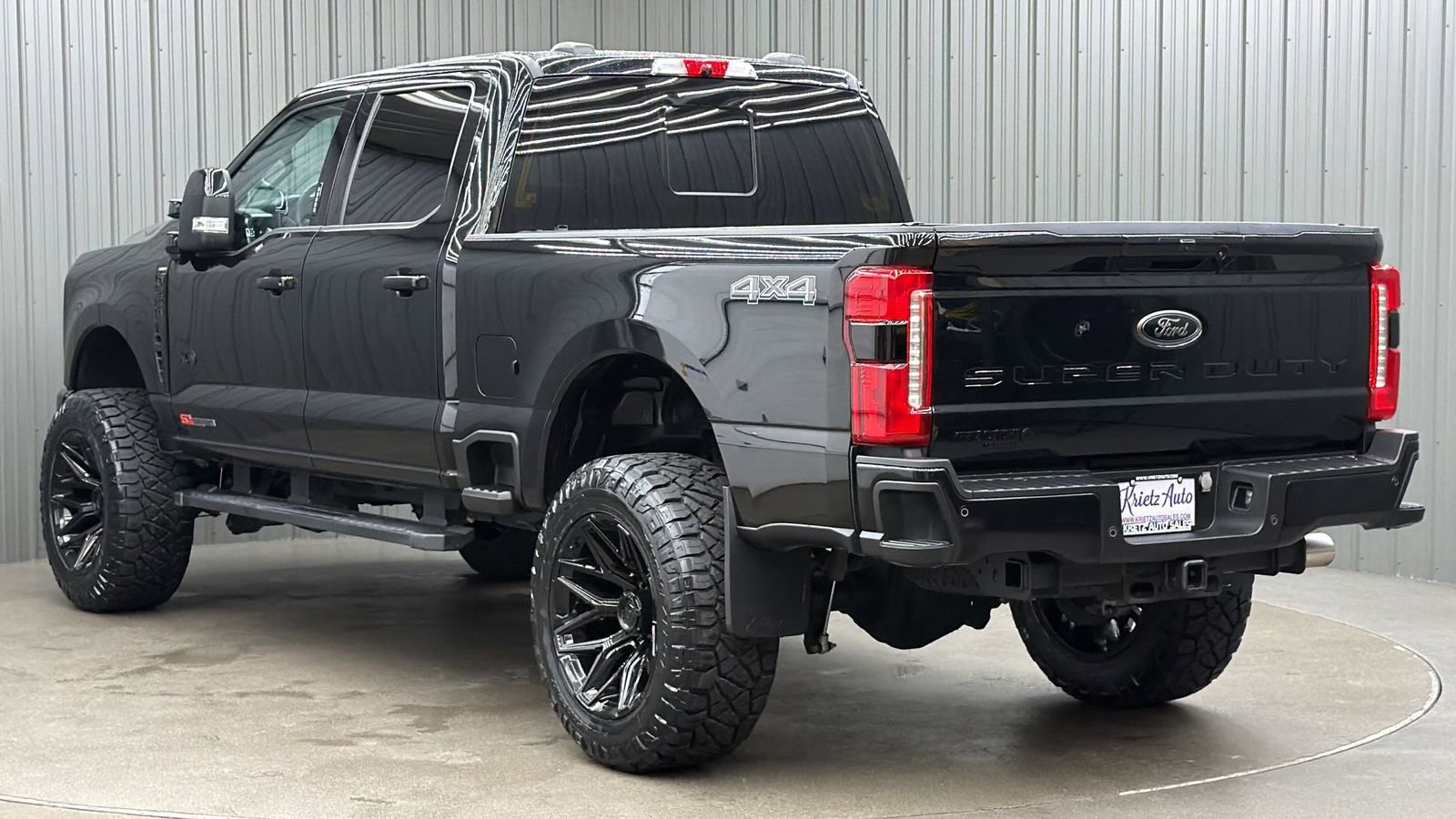 Used 2024 Ford F250 Lariat w/ Lariat Ultimate Package image 3