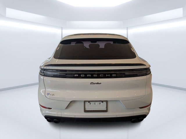 Used 2025 Porsche Cayenne Turbo AWD/4WD image 4