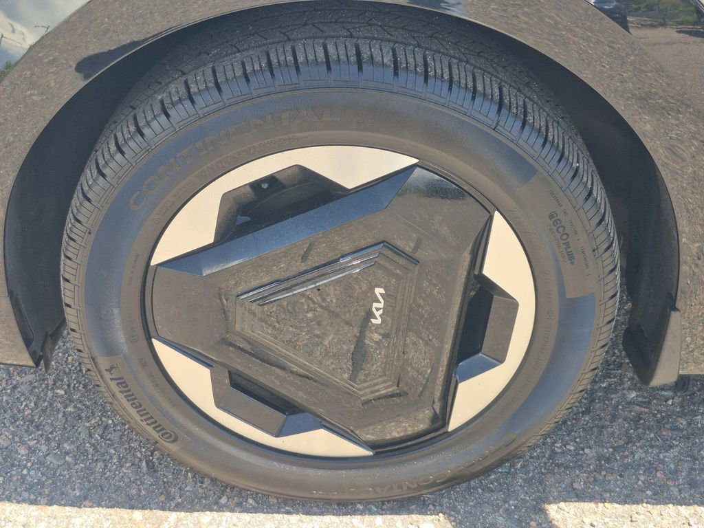 Certified 2024 Kia EV9 Land image 20