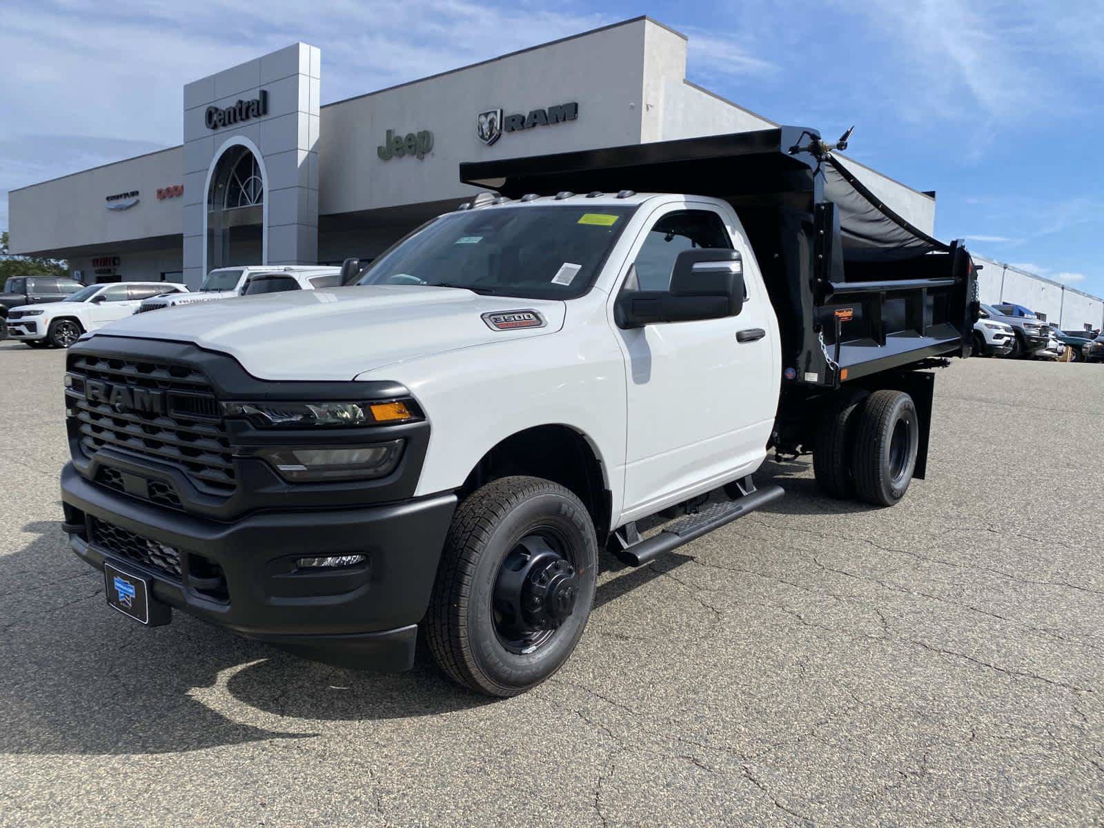 New 2026 RAM 3500 Tradesman AWD/4WD image 7