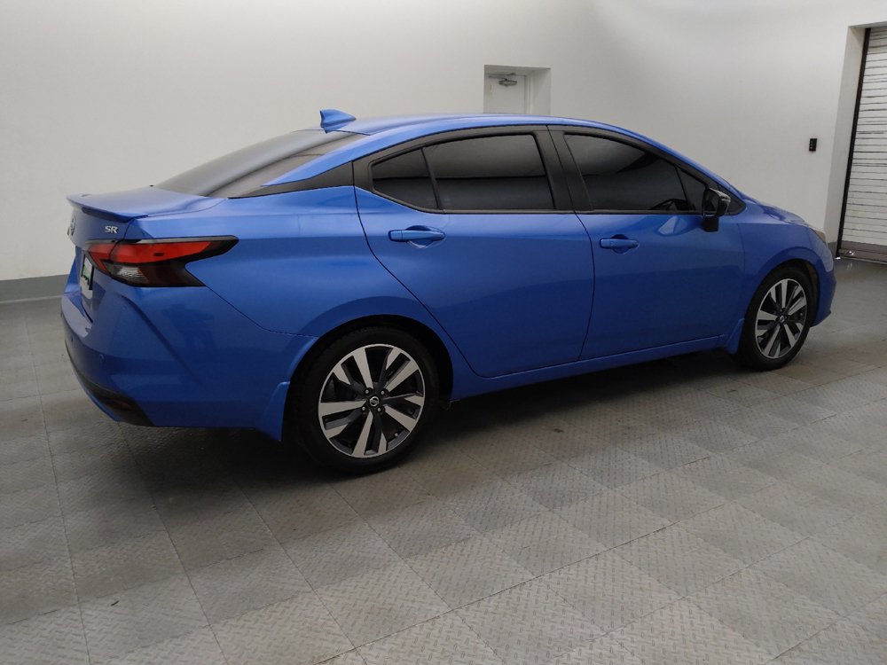Used 2020 Nissan Versa SR FWD image 10