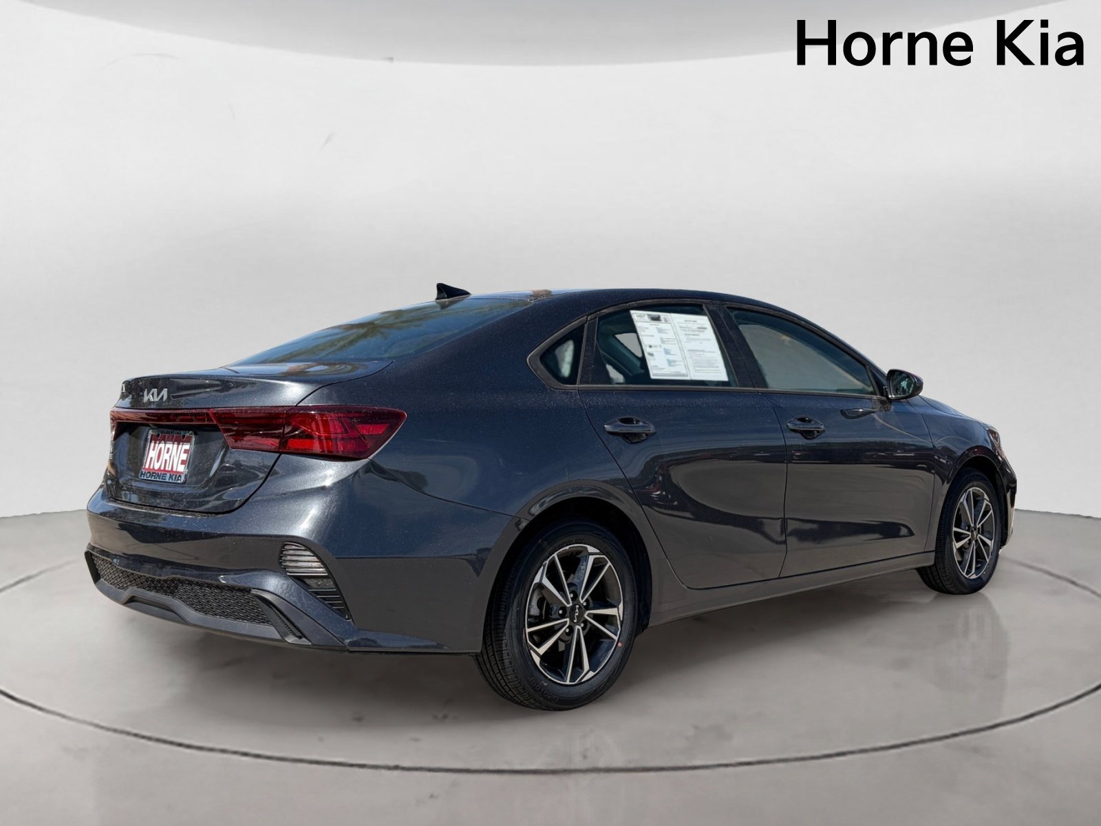 Used 2023 Kia Forte LXS FWD image 4