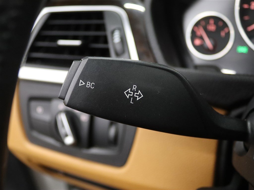 Used 2018 BMW 430i xDrive Convertible image 38