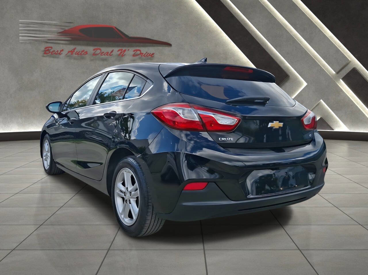 Used 2017 Chevrolet Cruze LT w/ Convenience Package image 6