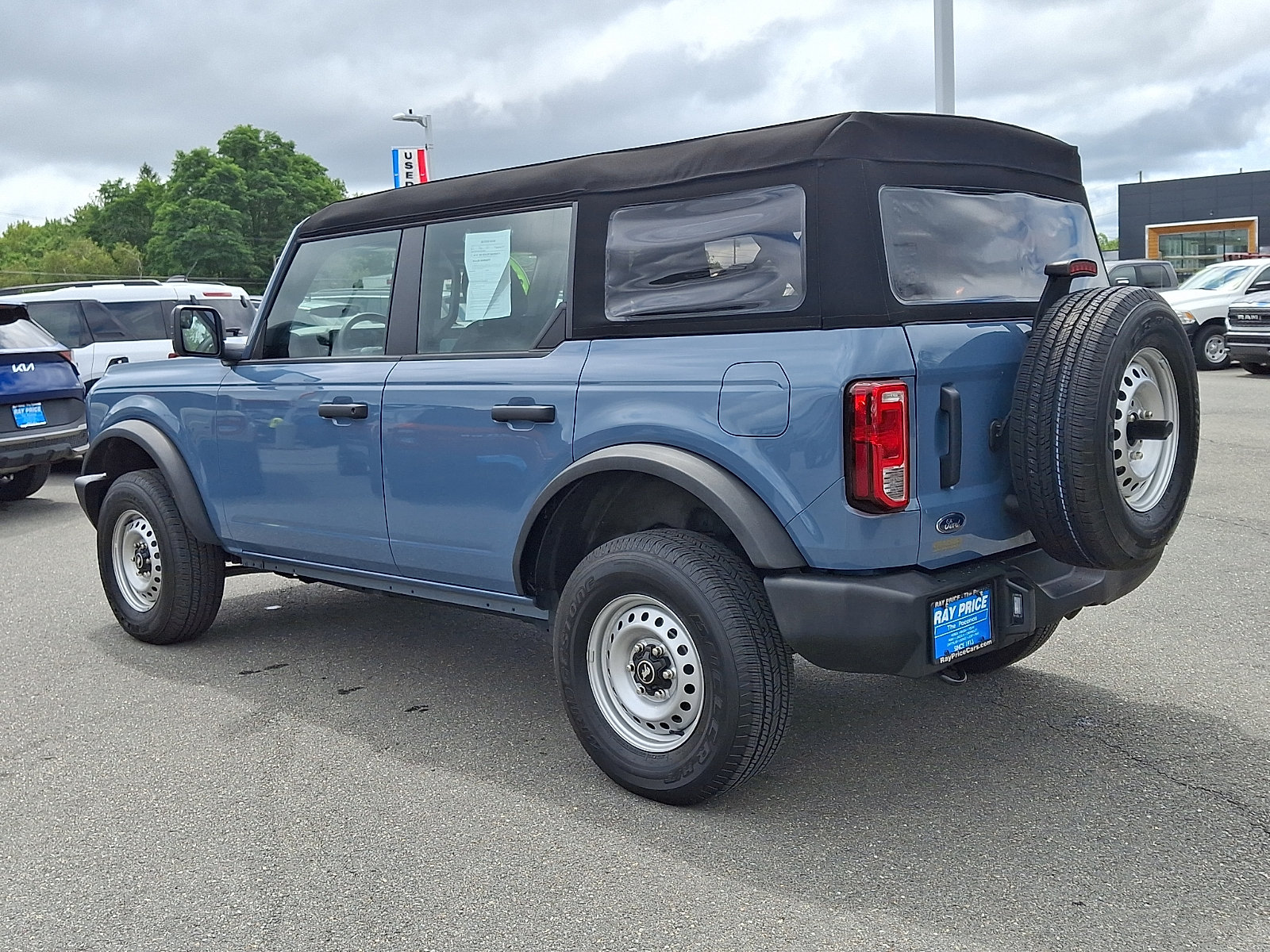 Certified 2025 Ford Bronco 4-Door AWD/4WD image 4