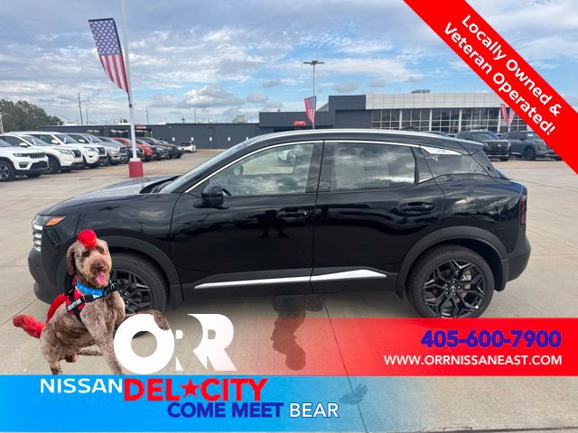 New 2027 Nissan Kicks SR FWD image 2