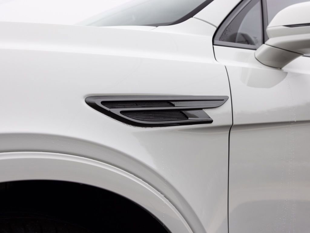 New 2026 Bentley Bentayga Speed AWD/4WD image 21