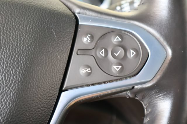 Used 2022 Chevrolet Traverse LT FWD image 25