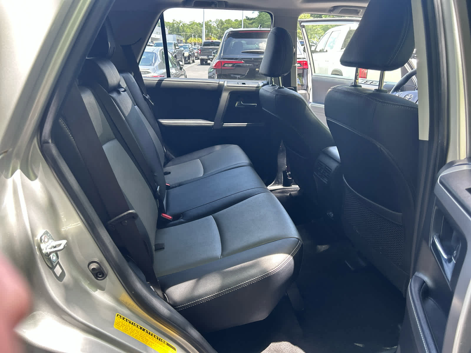 Used 2023 Toyota 4Runner SR5 Premium w/ Moonroof Package RWD image 11