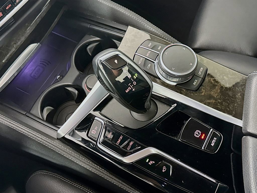 Used 2021 BMW 530i w/ M Sport Package RWD image 20