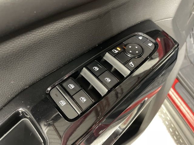 Used 2022 Nissan Pathfinder SV image 13