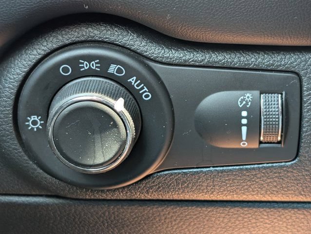 Used 2024 Dodge Durango GT AWD/4WD image 27