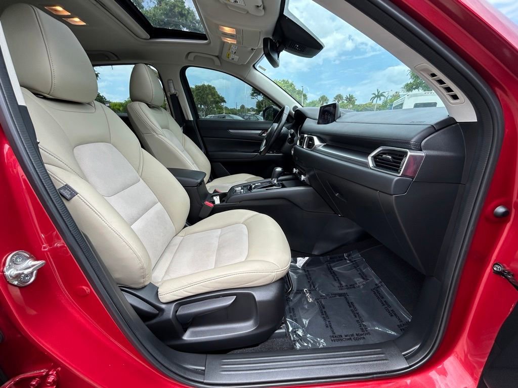 Used 2020 MAZDA CX-5 Touring FWD image 25