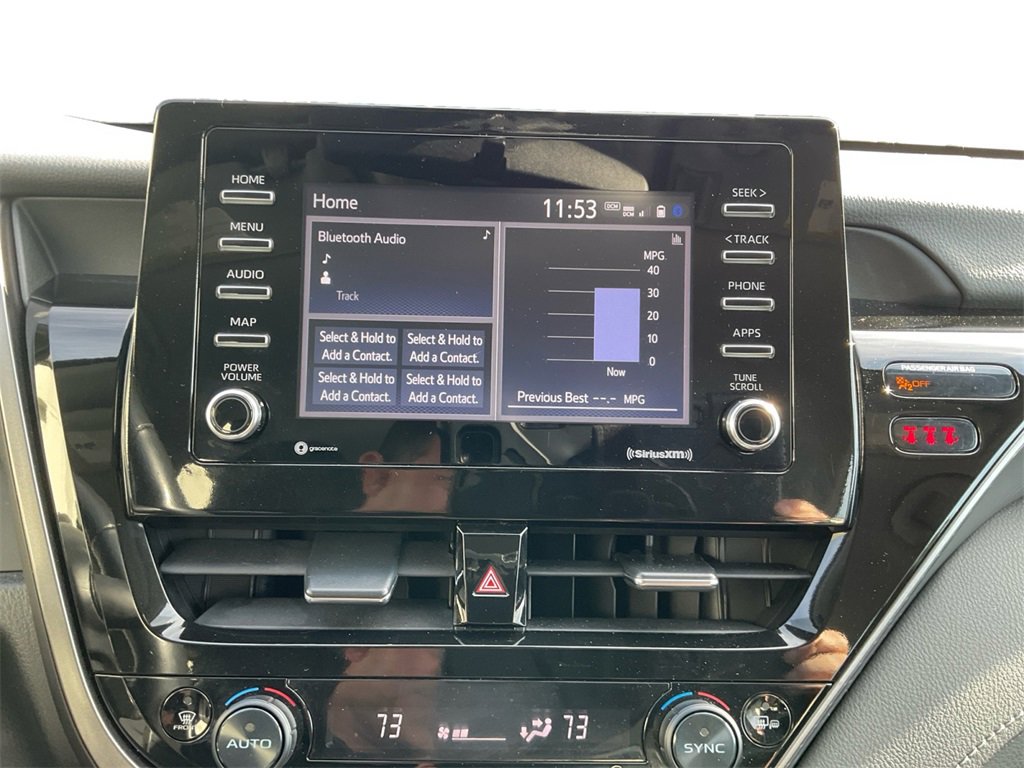 Used 2024 Toyota Camry SE image 12