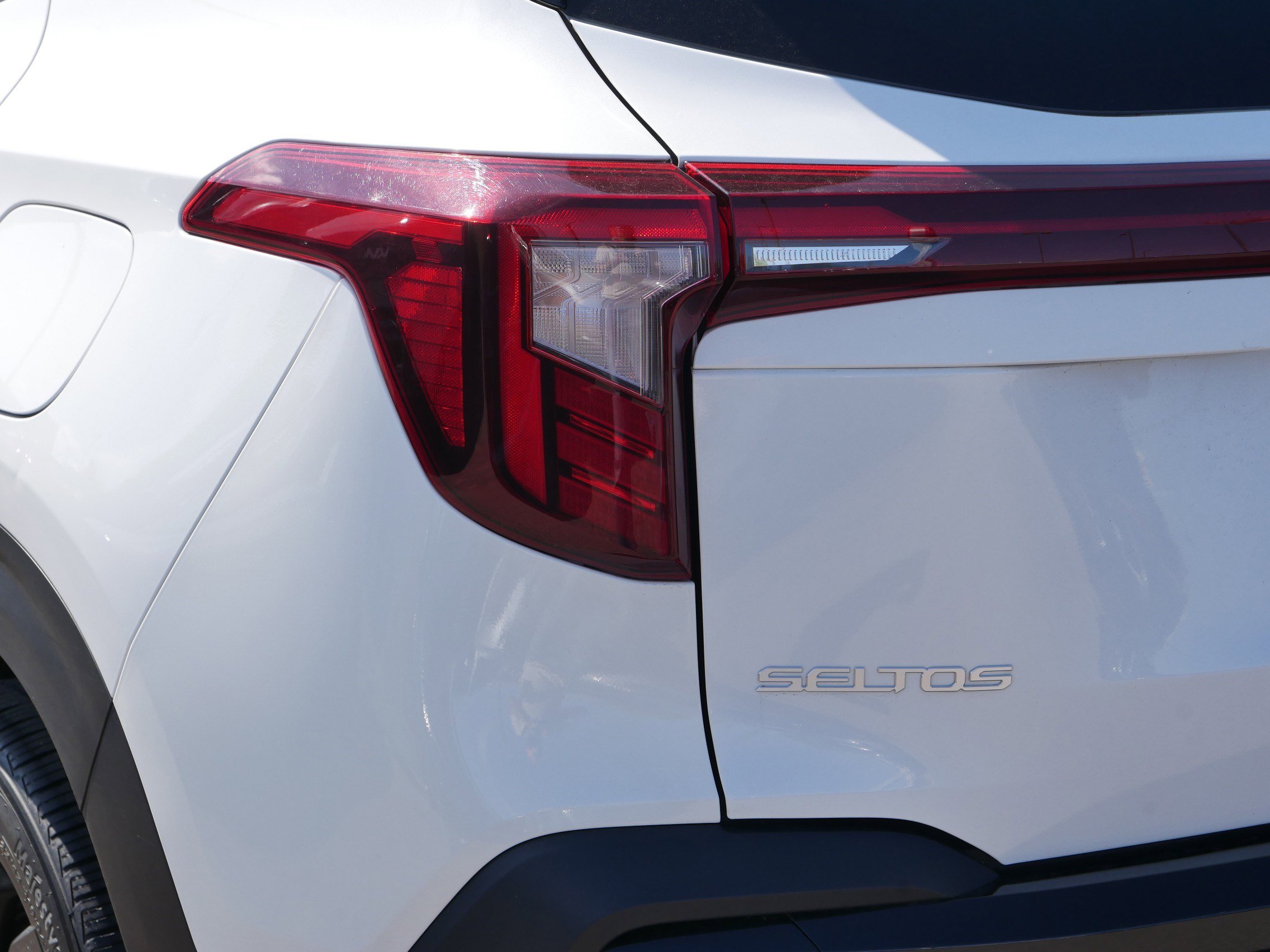 Certified 2024 Kia Seltos X-Line image 17